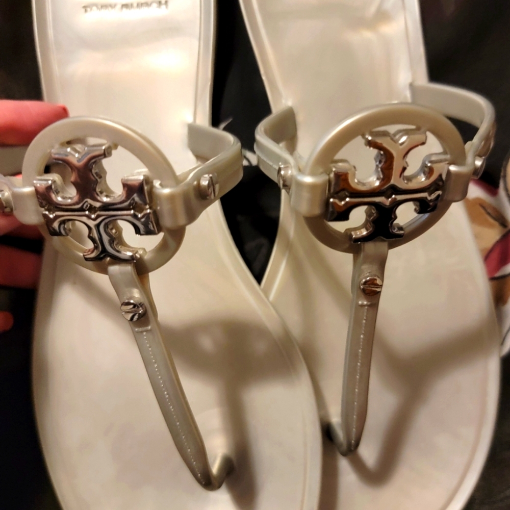 Tory Burch Women's Gray Size 8 Flip Flops